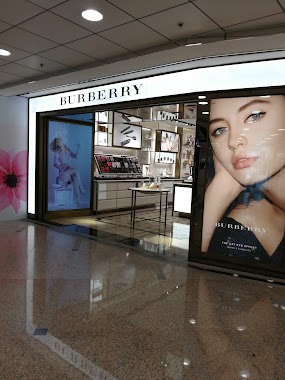 Burberry Beauty Box, Author: F. L.