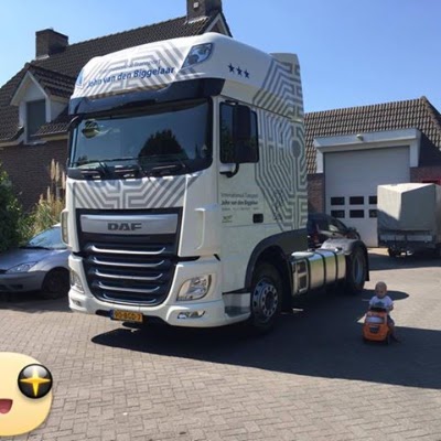 Photos of John van den Biggelaar Internationaal Transport