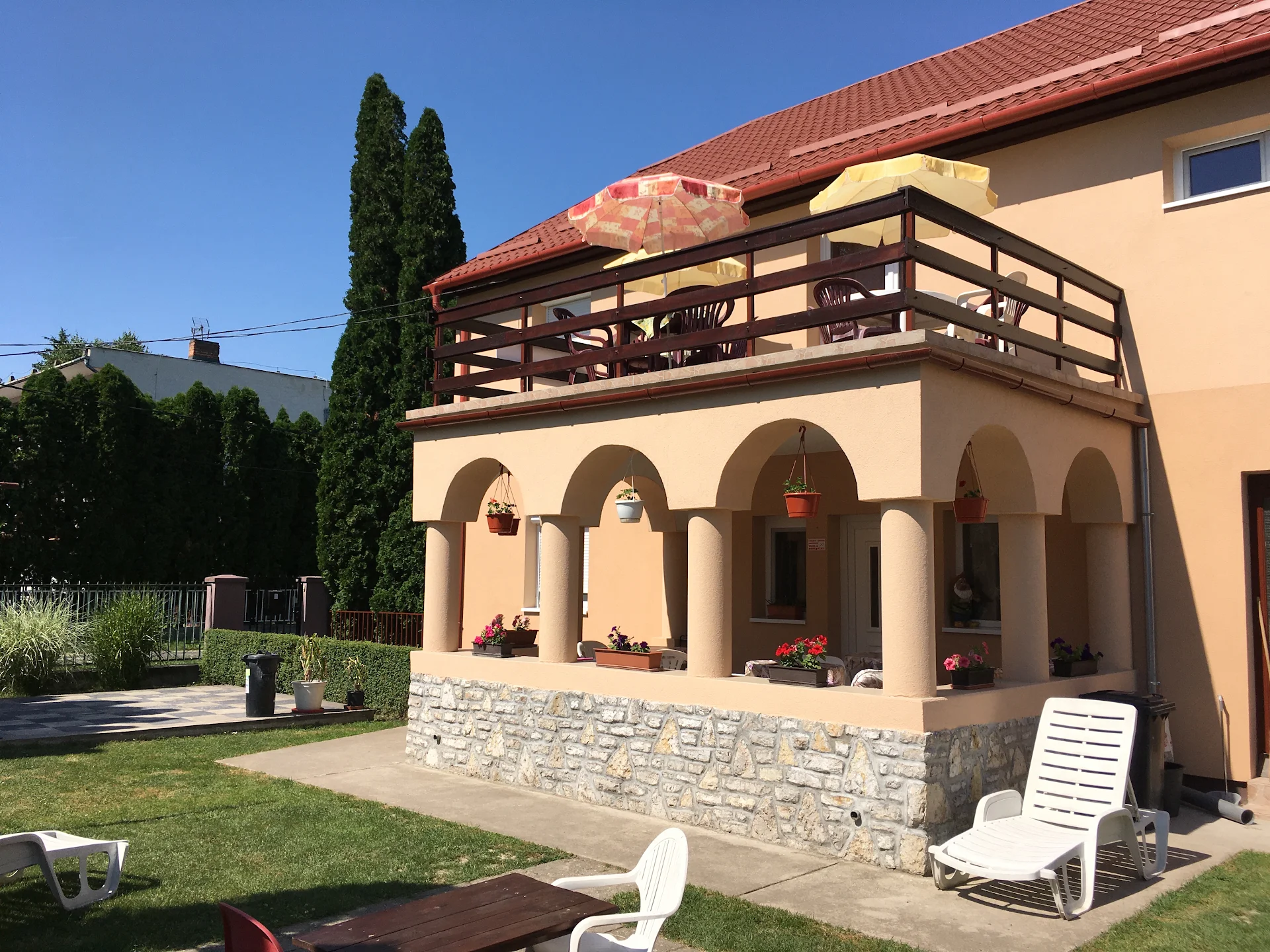 Balaton Panzió Földvár, Vendégház