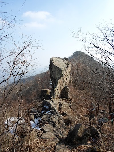 Photos of Chinak-san