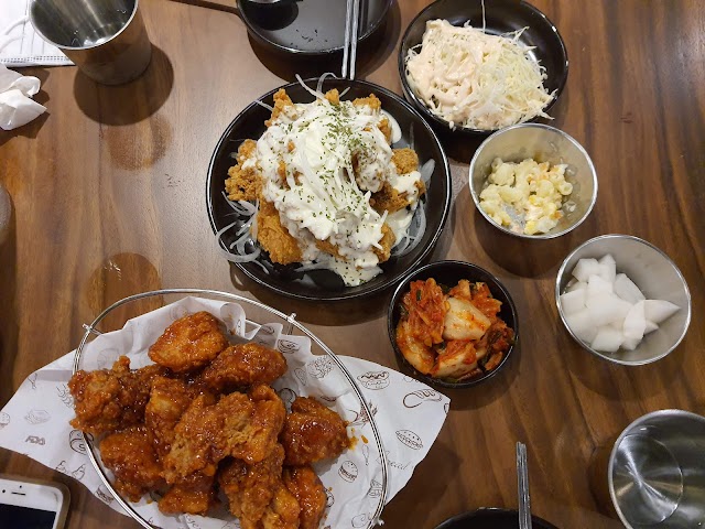 Nollowa Chicken Restaurant