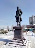 Фотография Памятник Арифова Михаила, Молодёжный проспект, Старый Оскол, Россия
