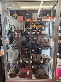 BOOKOFF PLUS 西五反田店