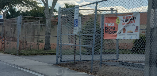 Palm Lakes Elementary - Thumbnail