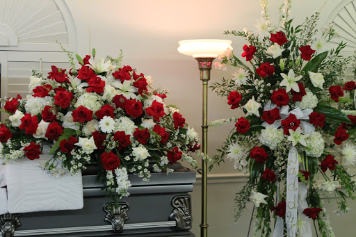 Hearts and Flowers Florist - Thumbnail