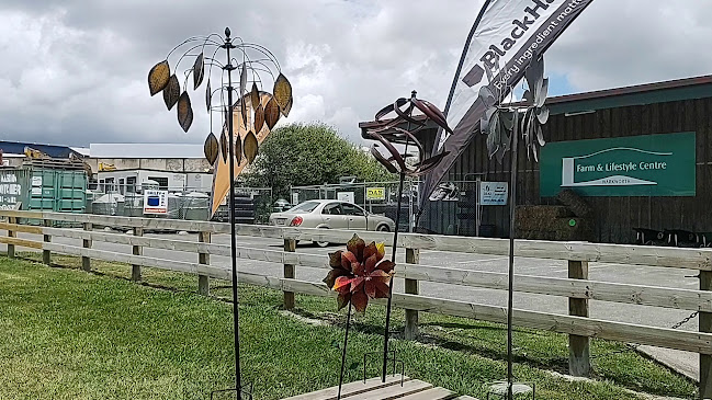 Reviews of Farm and Lifestyle Centre in Warkworth - Fruit and vegetable store
