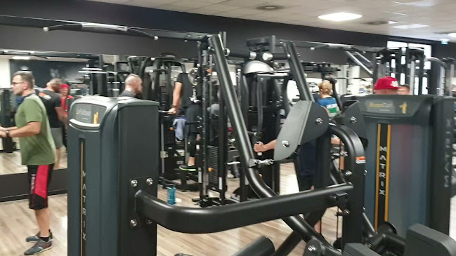 Corona fitness & cafe