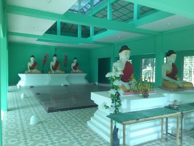 Photos of I I temple