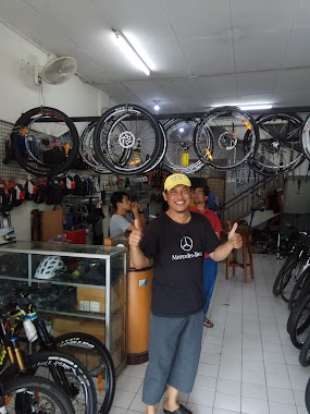 GS Bike Shop, Author: Giolucerdi ddl