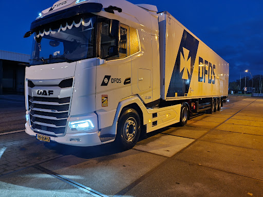 DFDS Nijmegen - Logistics Office & Warehouse Gallery - Netherlands