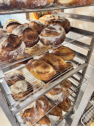 Photo n°5 de Boulangerie Patisserie Caradeuc à Carvin (Sandwicherie)