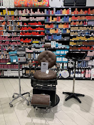 Photo n°14 de Bleu Libellule Saint-Grégoire à Saint-Grégoire (Magasin de produits de beauté)