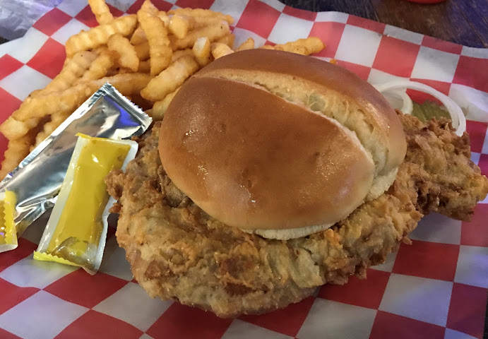 One More Lounge by null