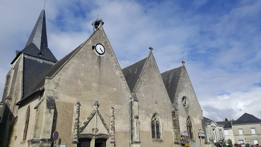 Photo de Église de Saint-Antoine-du-Rocher à Saint-Antoine-du-Rocher (37360)