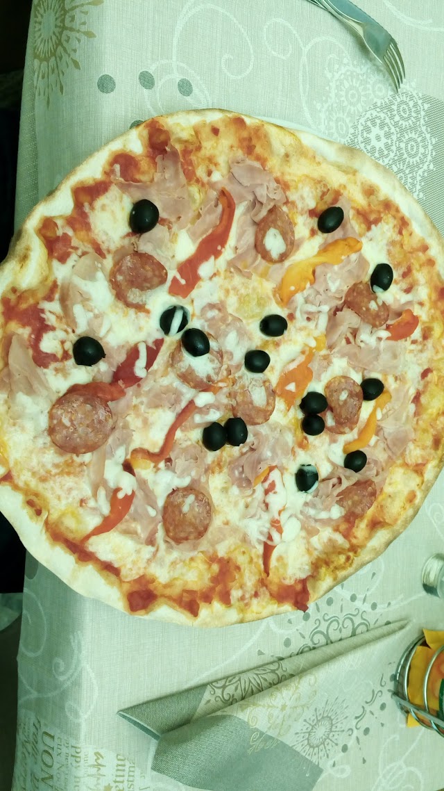 Bar Pizzeria La Perla