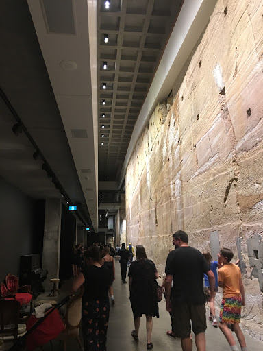 Mona (Main Rd Stop 33) - Thumbnail