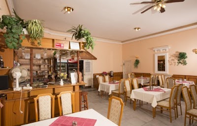 Photos of Francoise Hotel