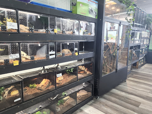 Grant Family Exotics - Thumbnail
