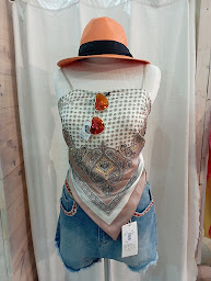 Photo n°5 de Marie la lune à Ruoms (Magasin de vêtements)