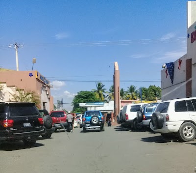 Photos of American Airlines Delmas 32