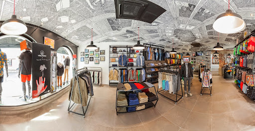 Volcom Store Biarritz - Thumbnail
