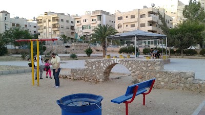 Photos of Al Raya Al Hashimiyah Public Park