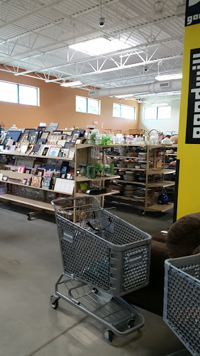 Goodwill - Eustis - Visual