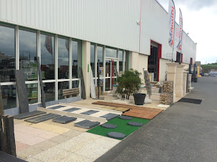 Photo n°3 de Gedimat Périgord Matériaux - St Martial de Valette à Saint-Martial-de-Valette (Fournisseur de béton prêt-à-l'emploi)