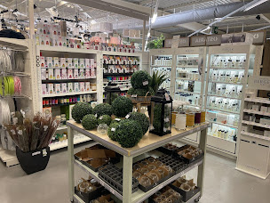 Photo n°2 de Centrakor Villers-Cotterêts à Villers-Cotterêts (Magasin d'ameublement d'extérieur)