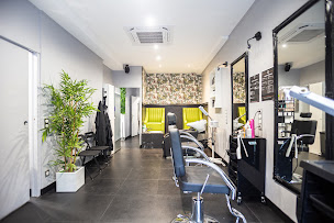 Photo n°5 de Cabeleira Barbershop & Concept Store à Paris (Salon de coiffure)