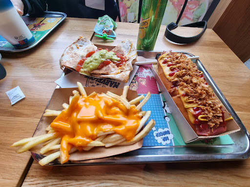 Photo 3 - Marvelous Burger & Hot Dog