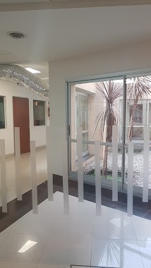 Centro de Imágenes Médicas (Clínica de Cámara Gamma), Author: Dory Beatriz Blomberg