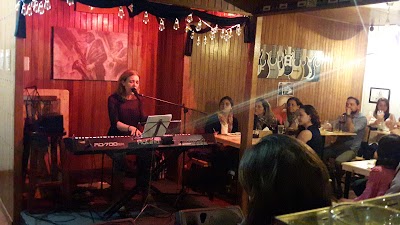 Photos of Caf&eacute; Con Voz