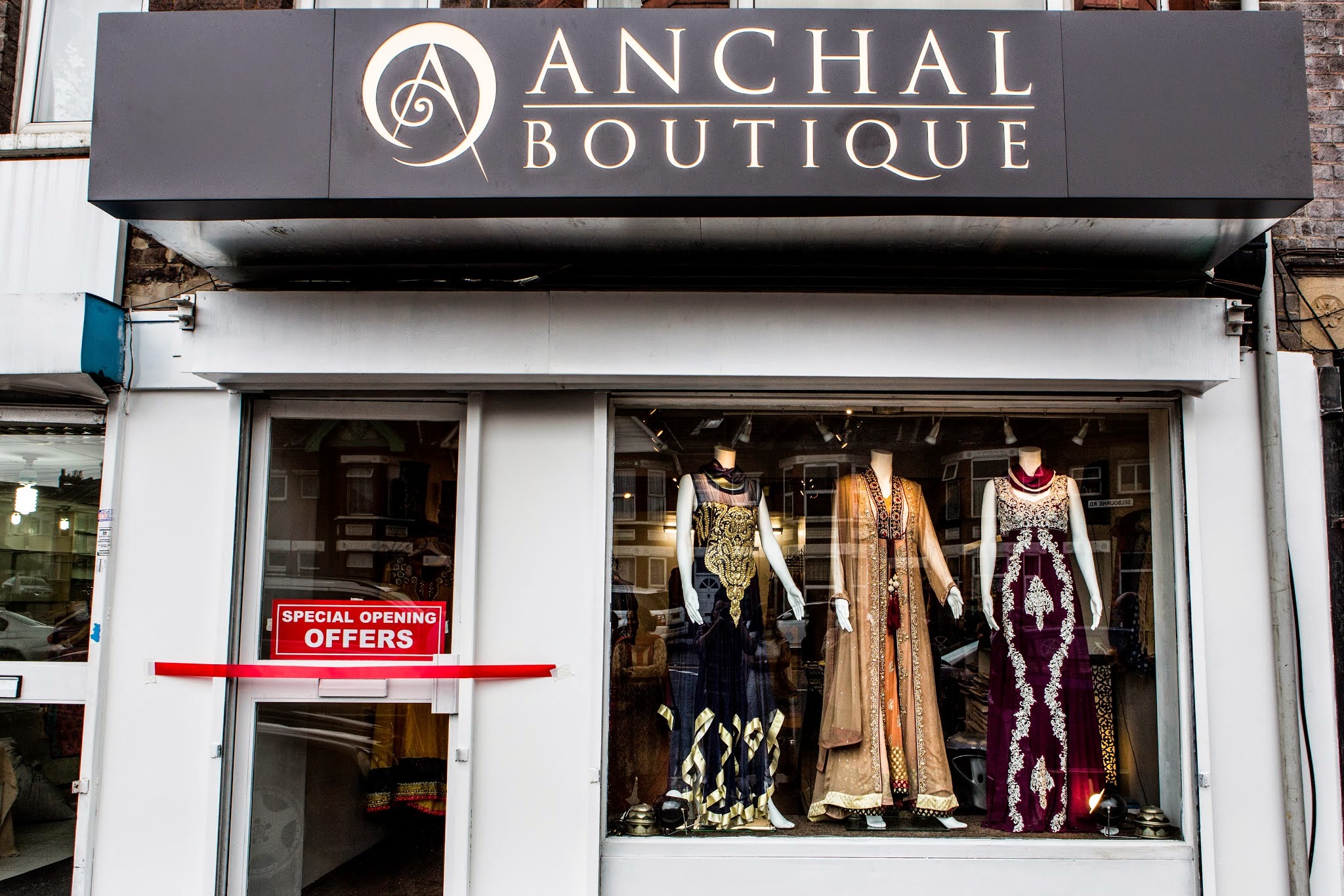 Anchal Boutique - Bridal Fashion - photo 1