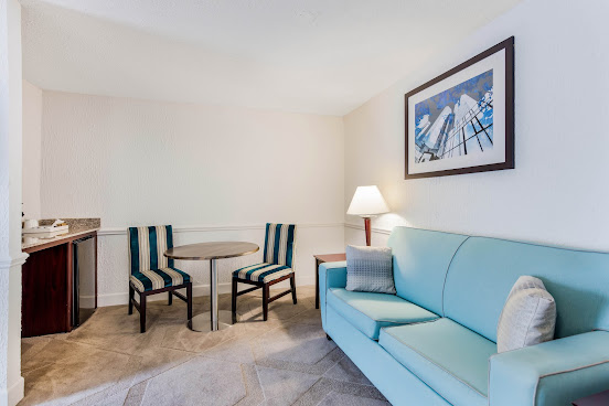 The Blu Hotel, Blue Ash - Cincinnati by null