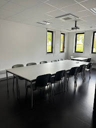 Photo n°4 de Ac FAM : Centre de formations et de conseils à Monein (Centre d'information et d'orientation)