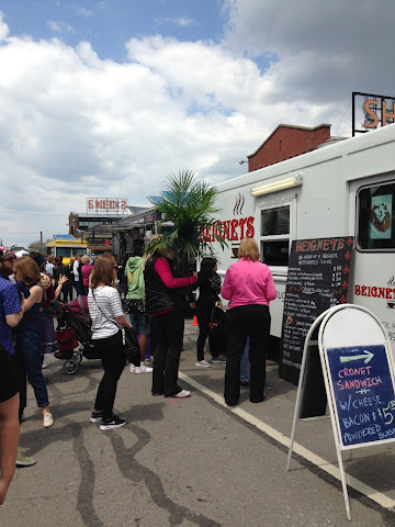 BEIGNETS 2 GO FRENCH DOUGHNUTS by null