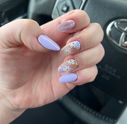 WOW Nails - Visual