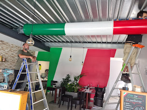 Photo n°17 de REDON ENERGIES | Services de climatisation Gironde | Installation et entretien de Chauffage Ventilation Climatisation CVC à Mérignac (Fournisseur d'équipements de chauffage)