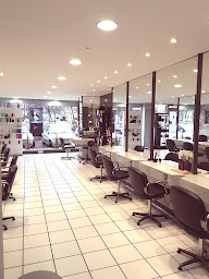 Photo n°22 de Allées 26 à Tarbes (Salon de coiffure)
