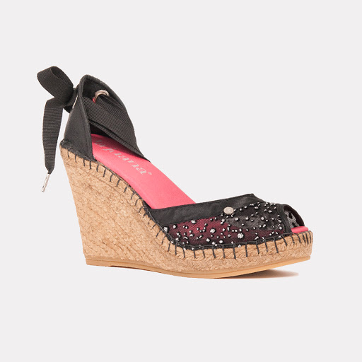 Lajuana - Thumbnail