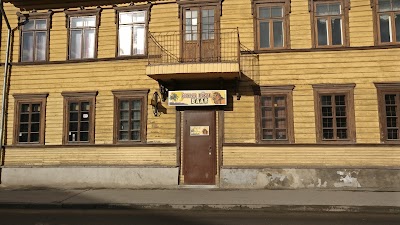 Photos of Kolm L&otilde;vi