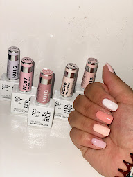 Photo n°10 de Marion'gle à Aubagne (Salon de manucure)