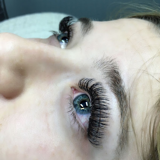 ESTUDIO BEAUTY LASHES BY KRISALEX