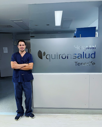 Dr. Iván Chaves – Cirugía de Rodilla en Tenerife