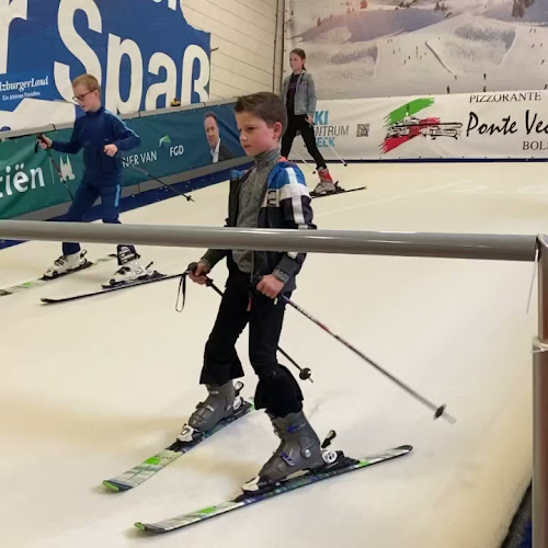 http://www.skicentrumsneek.nl/