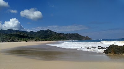 Photos of Pantai Lawoli