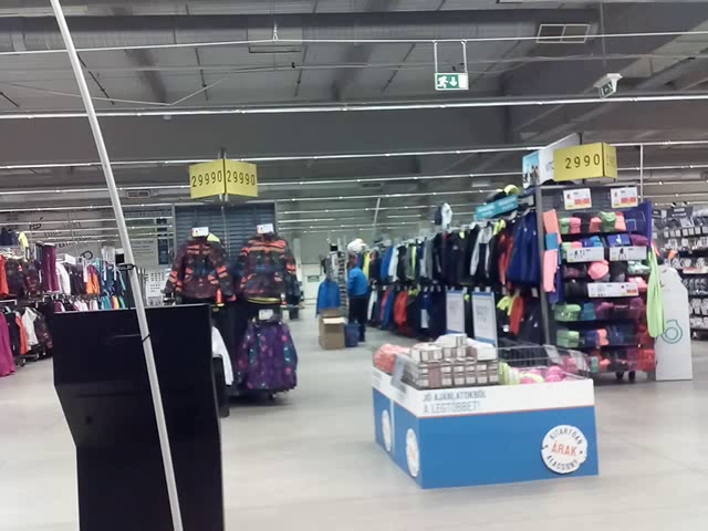 Nyitvatartás: Decathlon Budaörs