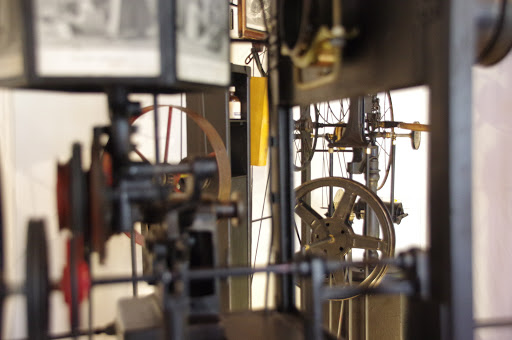 LowTech Instruments Museum - Visual