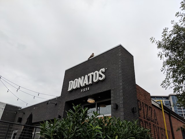 Donatos Pizza